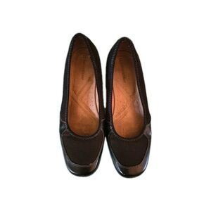 Naturalizer Black Flats Comfortable Everyday Wear
